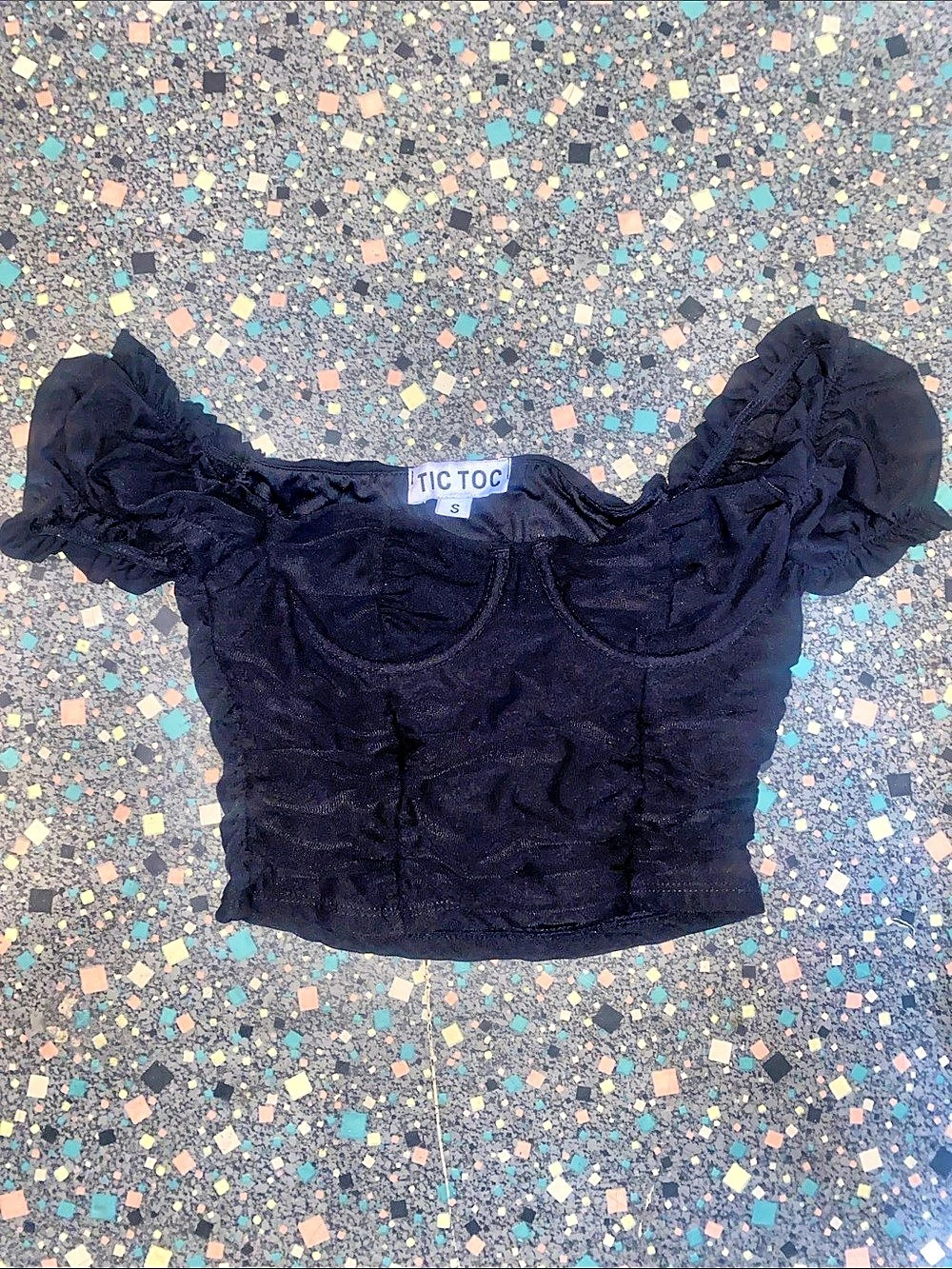 Tic Toc Puff Sleeve Crop Top in Black Size Small Like New